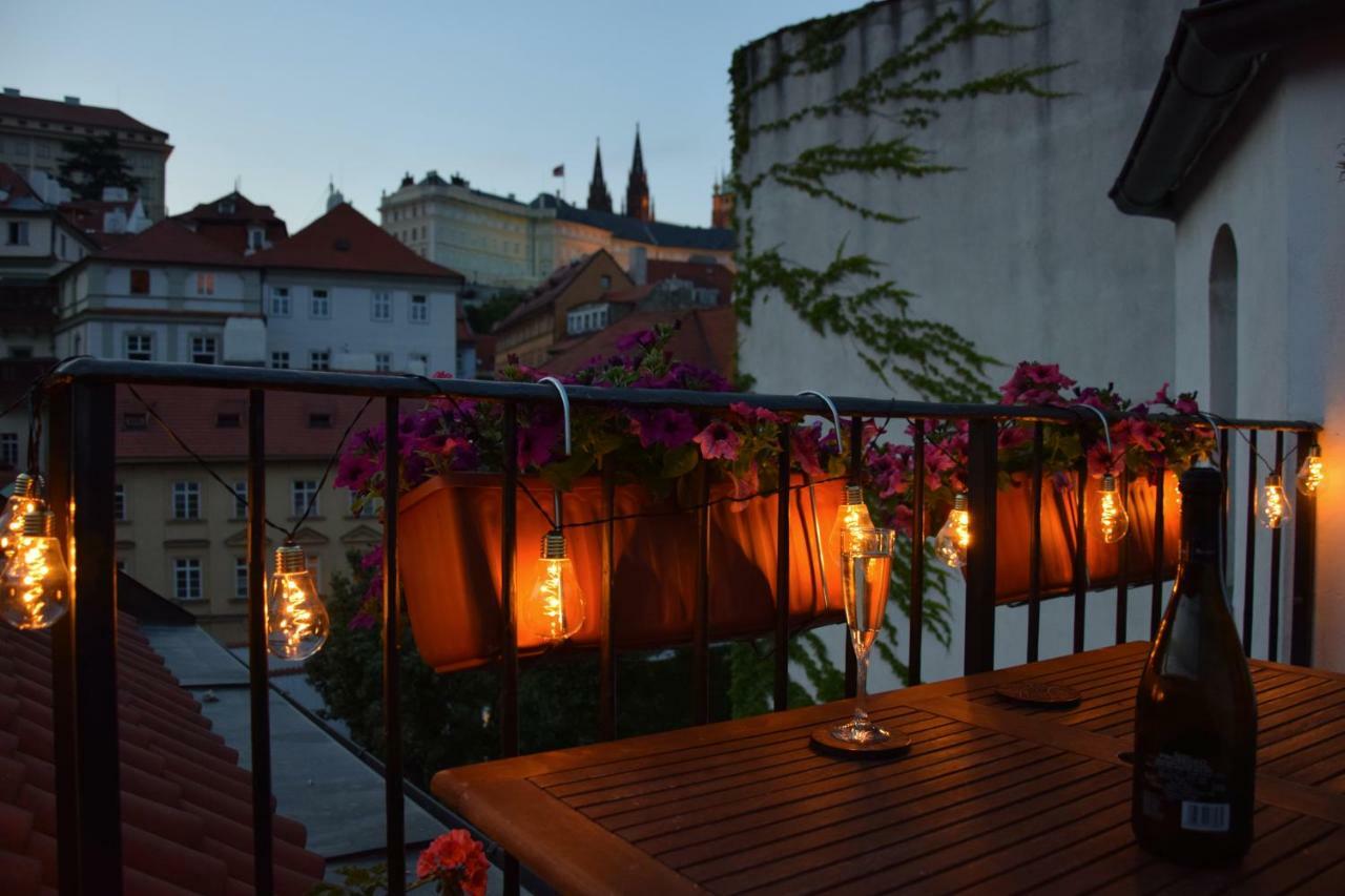 Apartman Mala Strana Prague Exterior photo